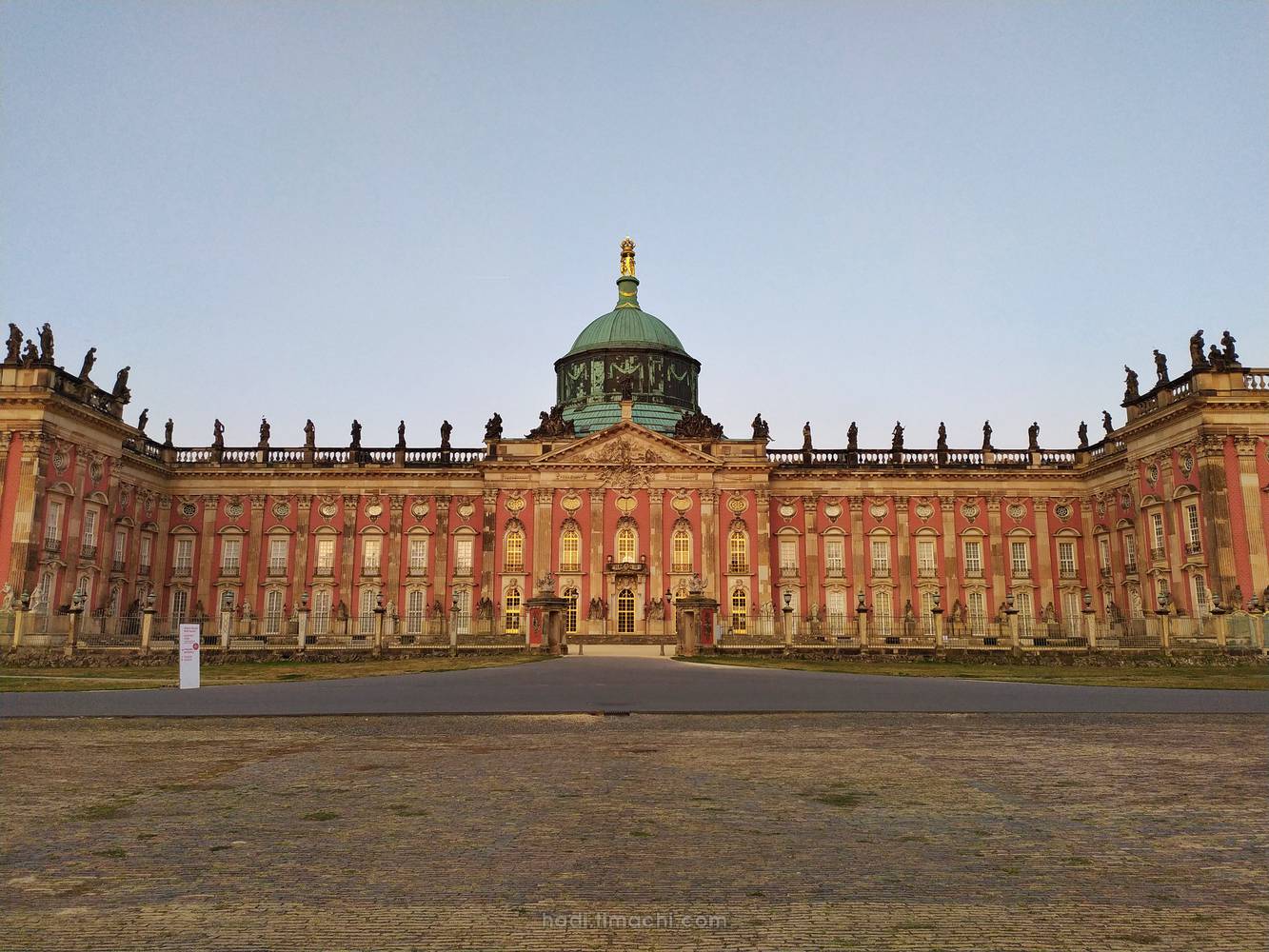 20190831T194511--New-Palace-_-Neues-Palais__sky_monument